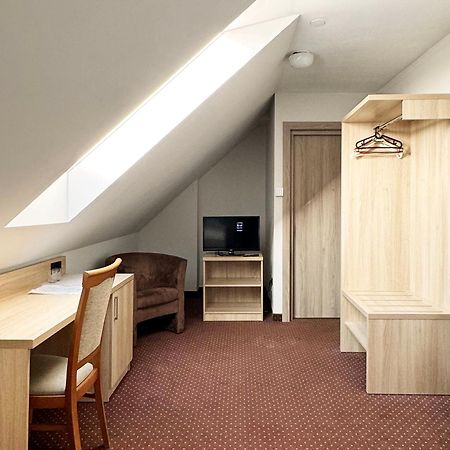 Motel Db2000 บิวโกราย ภายนอก รูปภาพ